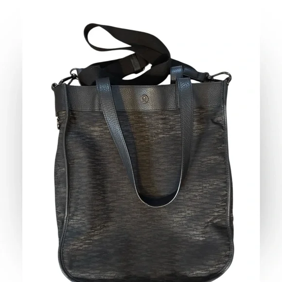 Lululemon Now and Always Tote *15L black pattern - Picture 2 of 11